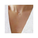 Colar de fio de nylon com strass e pedra de ponta de luz