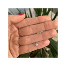 Colar de fio de nylon com strass e pedra de ponta de luz